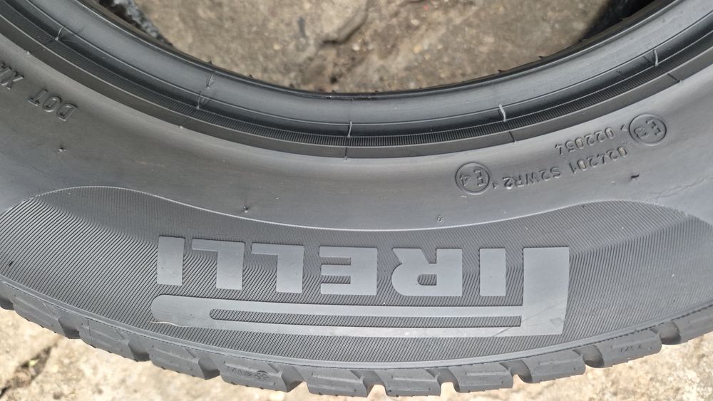 215 60 16 Anvelope de iarnă Pirelli