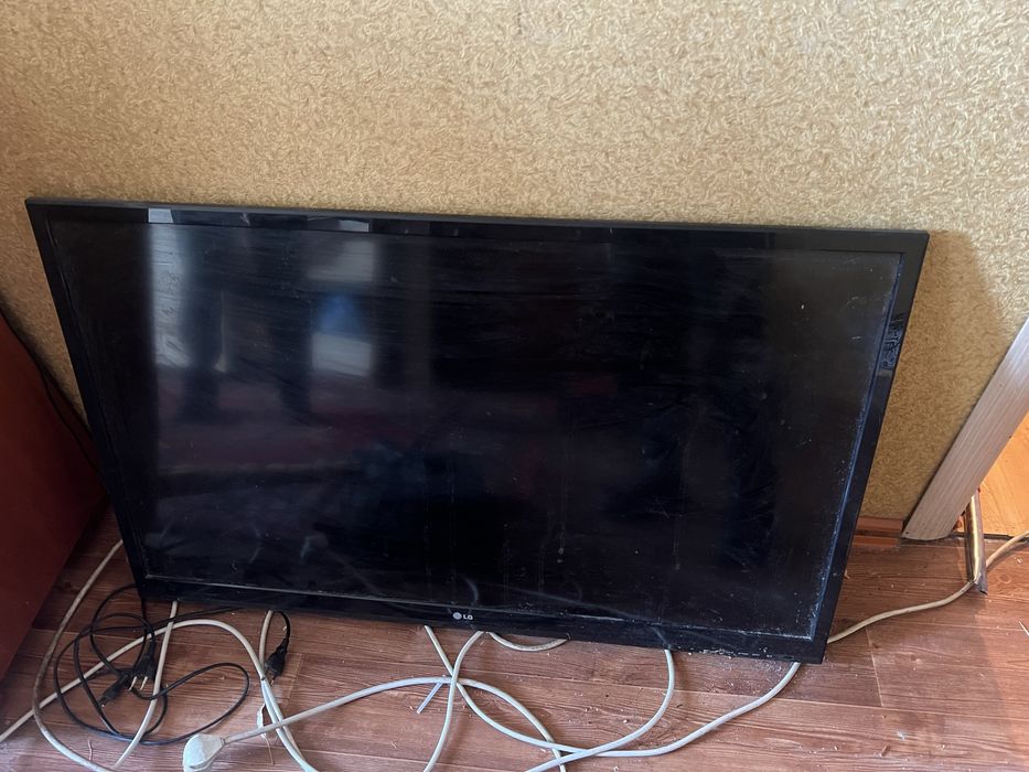 Продаю за 5.000 телевизор
