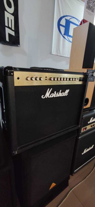 Гитарный  комбо Marshall MA50C срочно торг.