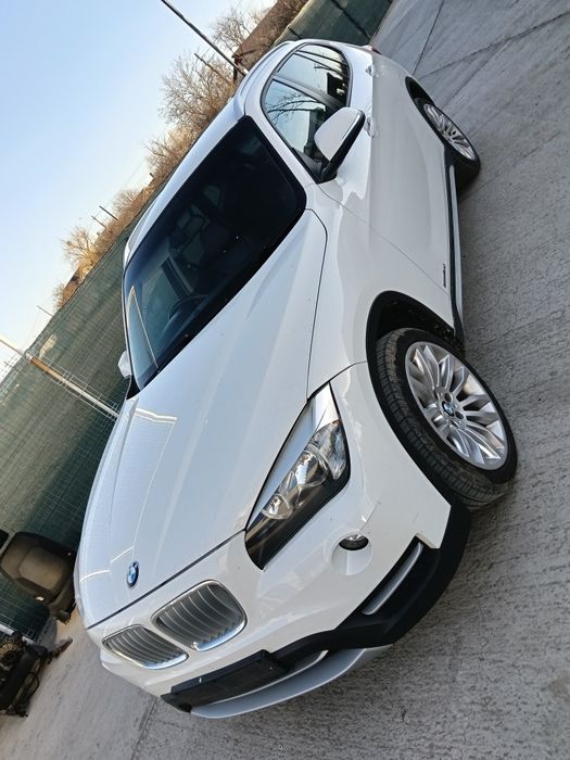 Dezmembrez BMW X1 2.0 diesel 2014