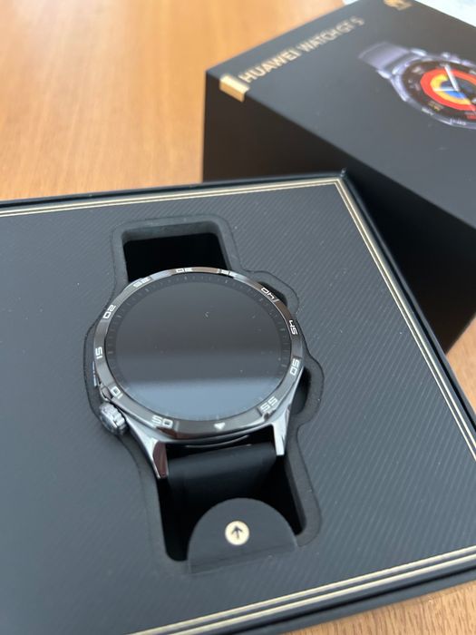 Смарт часовник HUAWEI WATCH GT 5