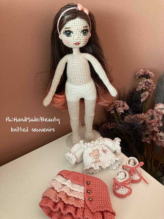 Плетена кукла Кати