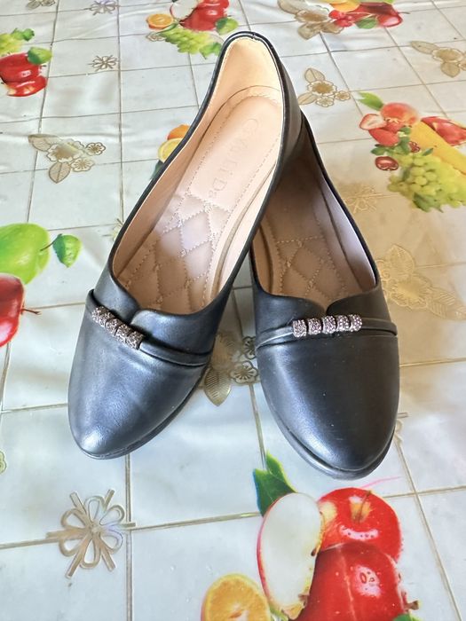 Балетки черные 37 р