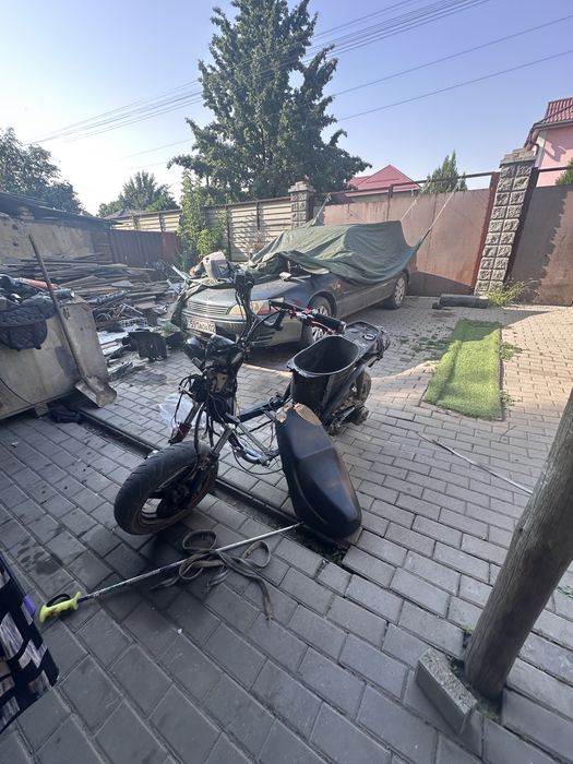 Продам или обменяю три мопеда на питбайк