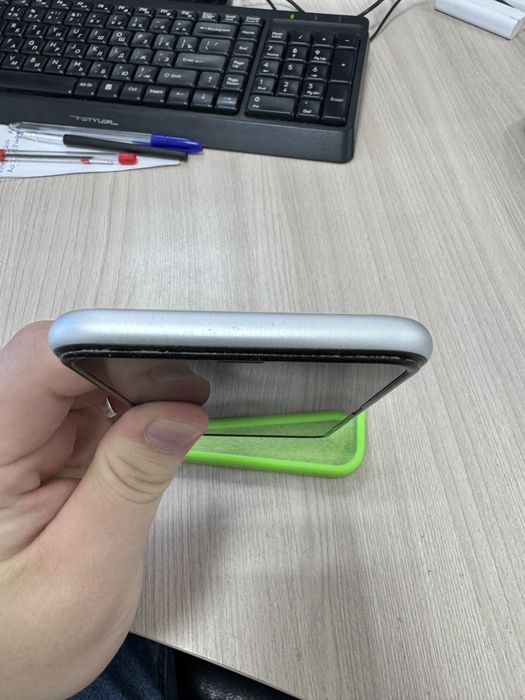 Iphone Xr на 64 gb