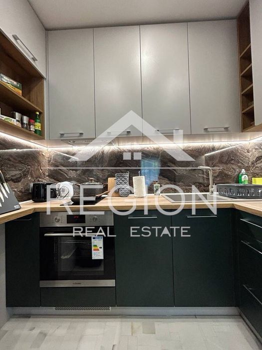 Дава се под наем Тристаен апартамент в Варна, Общината - 105 кв.м за 1275 € - Снимка #1