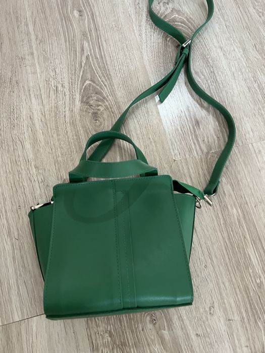Сумочка зеленая 2000