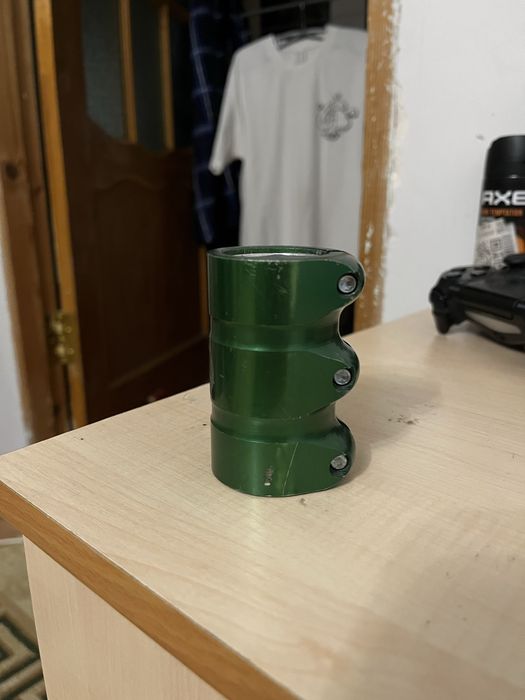 Зажим на трюковой самокат APEX