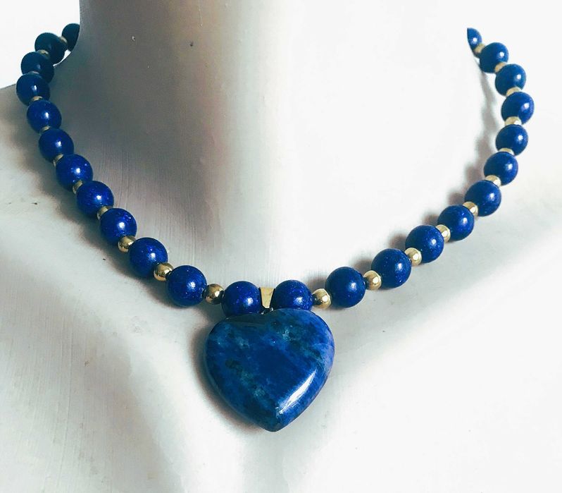 Colier handmade din lapis lazuli cu pandant inima din lapis lazuli