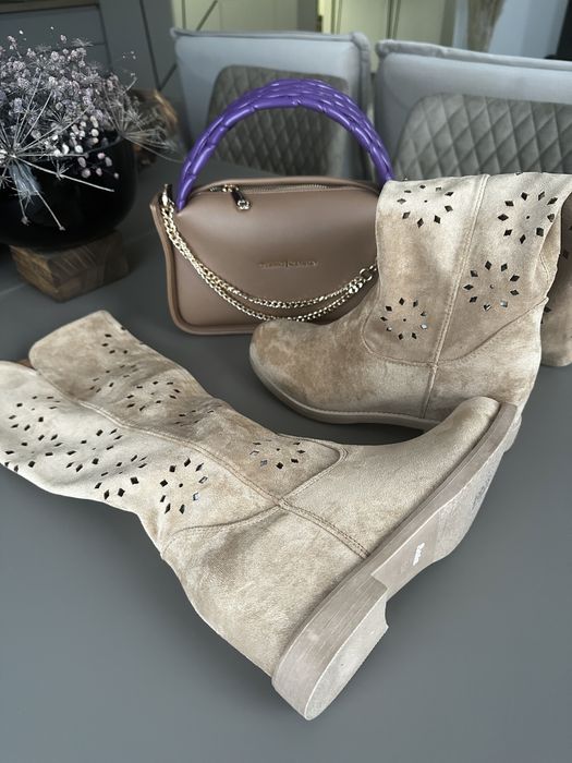 Ботуши от естествен велур