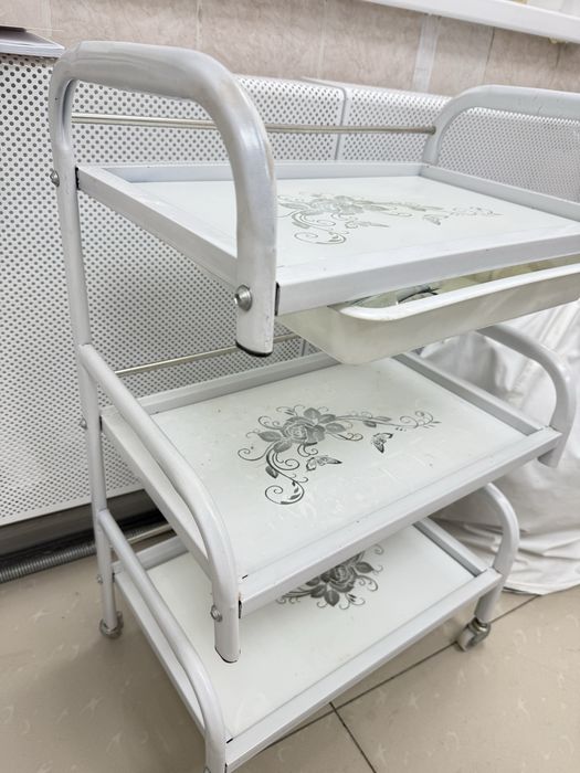 Продам помощник, полки