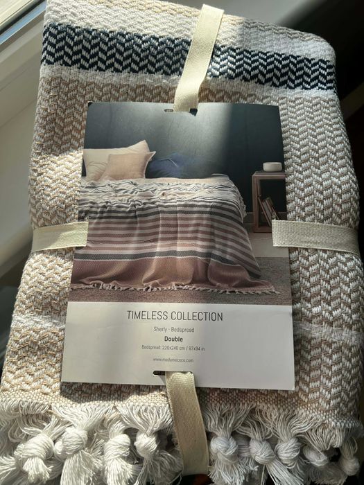 Ново покривало за легло