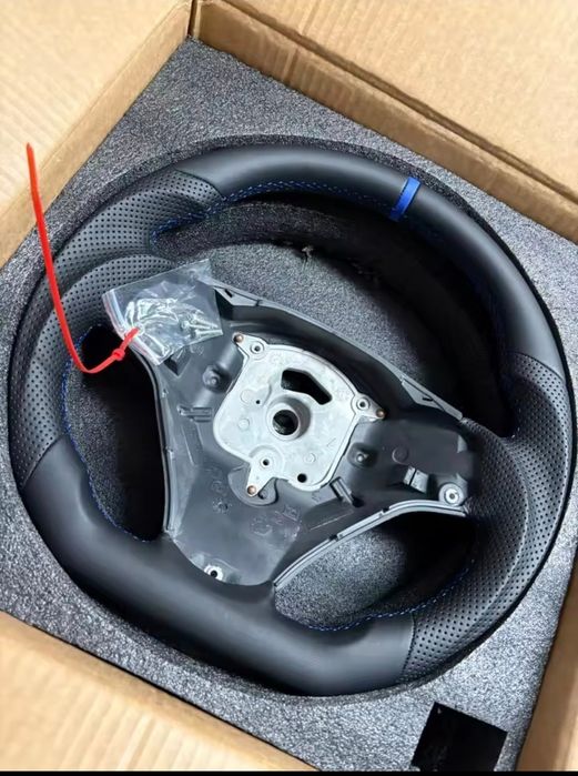 Ергономичен BMW E90 E91 E92 волан