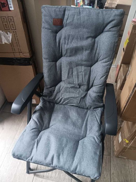 Луксозен, голям сгъваем стол, с висока облегалка 69см, до 150 кг