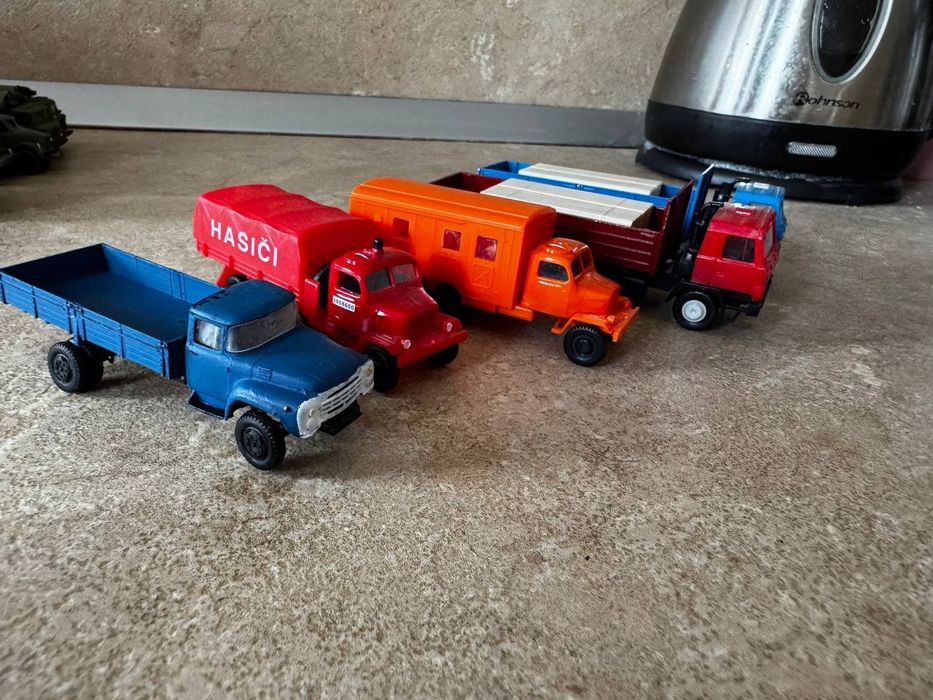 УРАЛ камионче мащаб 1:87