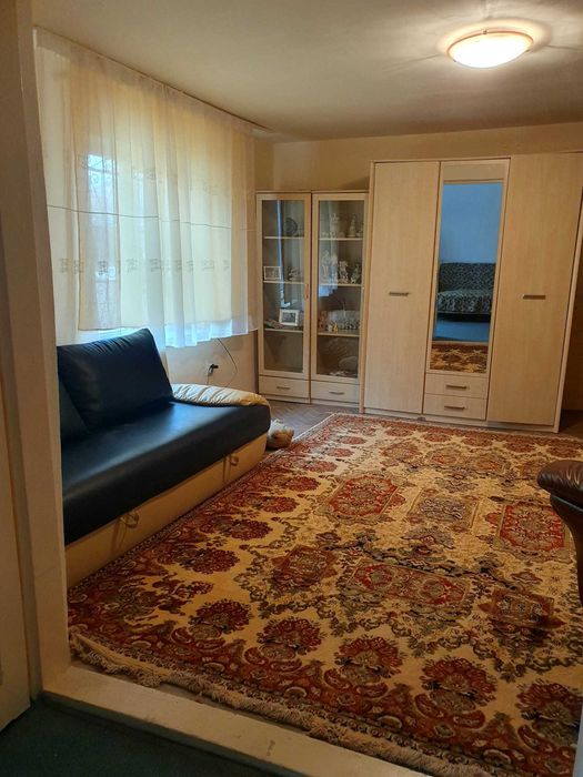 Vand casa 4 camere in Balcesti sau schimb cu apartament in Craiova