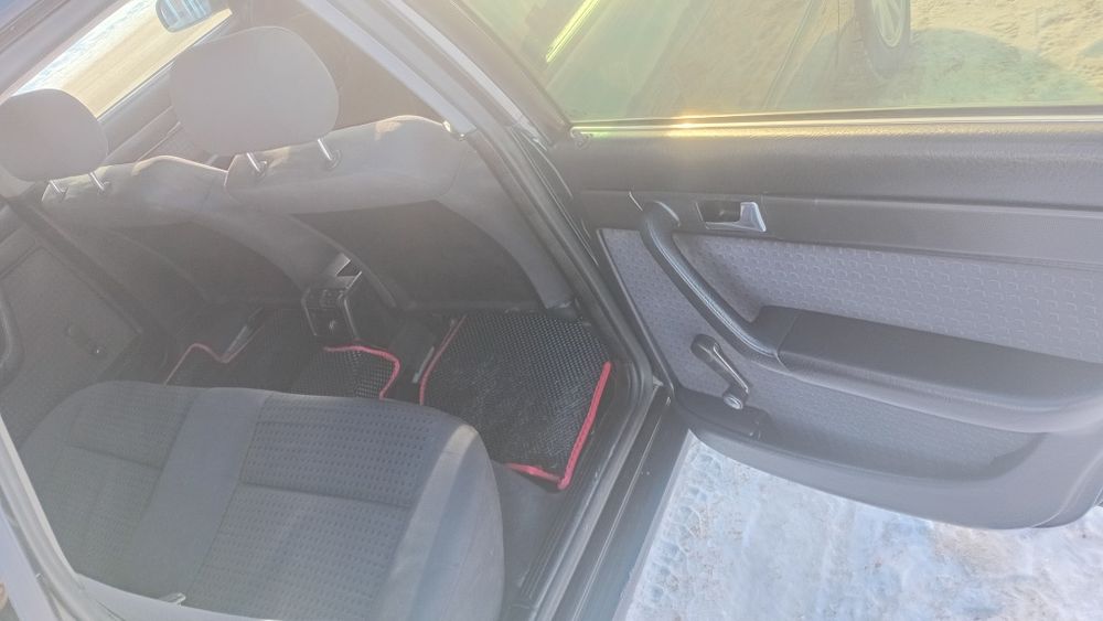 Ауди а6 с4 1996г.в