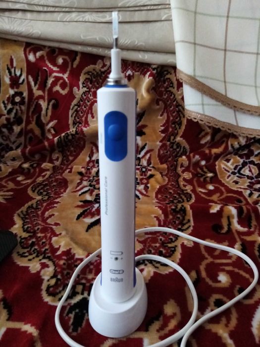 Vand periuta de dinti electrica Oral B BRAUN, Professional Care