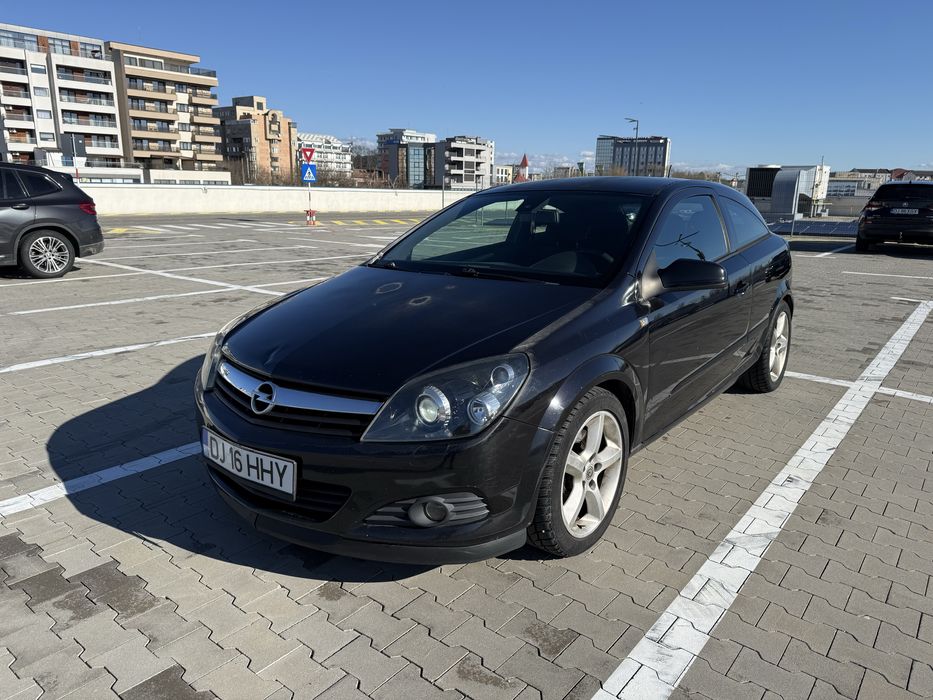 Opel Astra H GTC