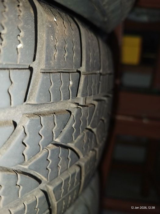 Roti iarna ford fiesta 2003