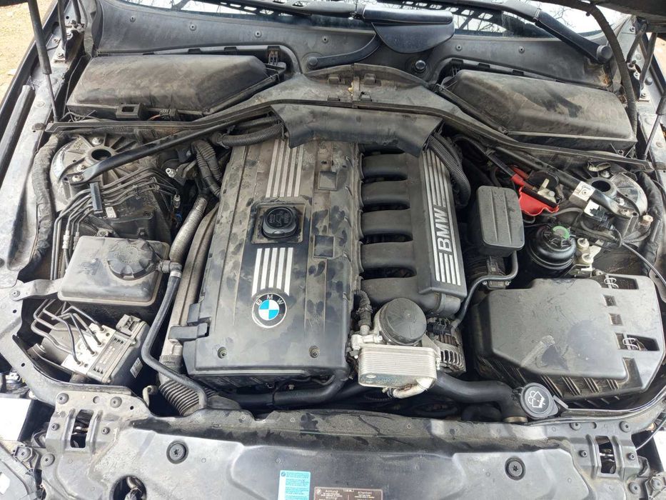 На части: BMW E61 525i 190кс.