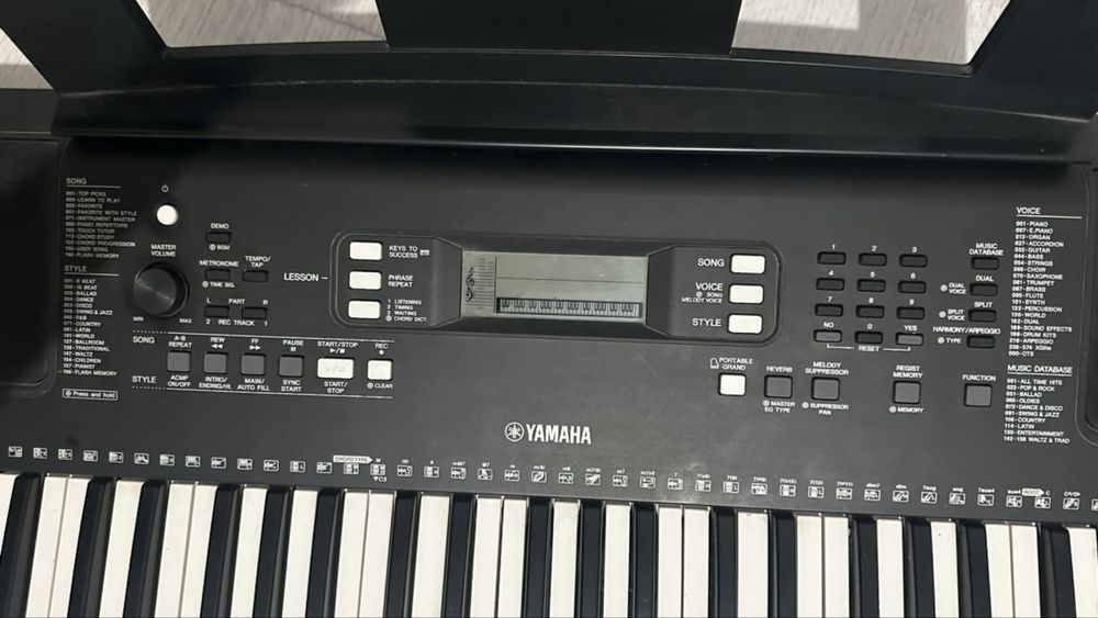 Синтезатор Yamaha PSR-E363