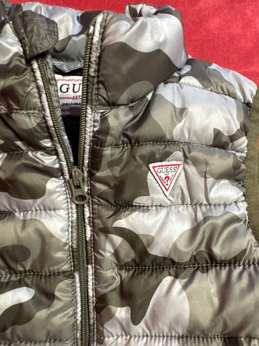 Guess- детско елече 2 г