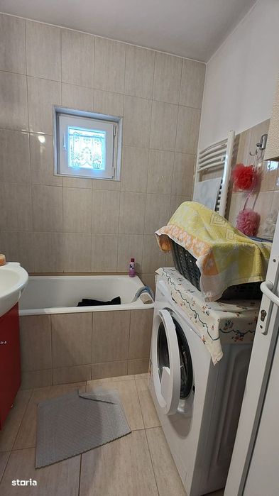 De vanzare apartament 3 camere,zona Lido