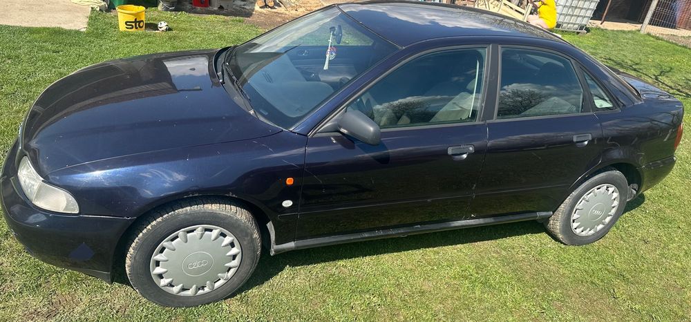 Audi A4 1.8  1996
