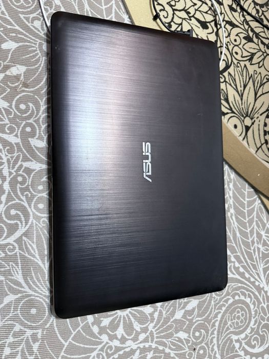 Продам ноутбук Асус