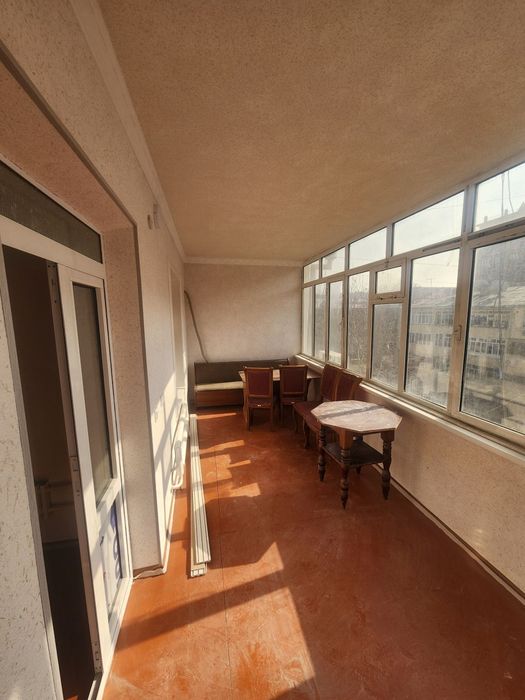 Зудлик билан сотилади 2 хона перд 3 х 4 этаж 77 серия Вокзал узгазоил