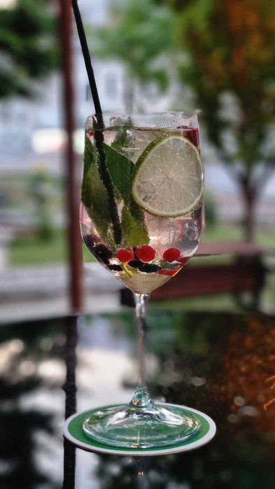 trainer BARISTA | producator baruri & tejghele | amenajări coffee shop