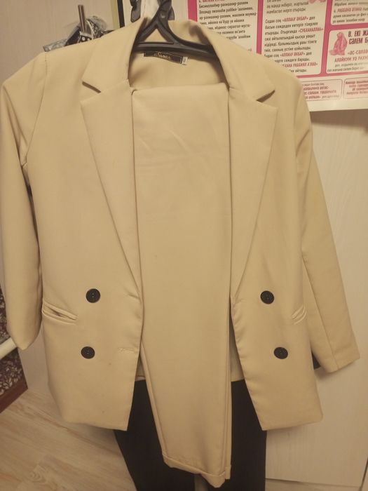 Костюм 2ка, одевала на торжество