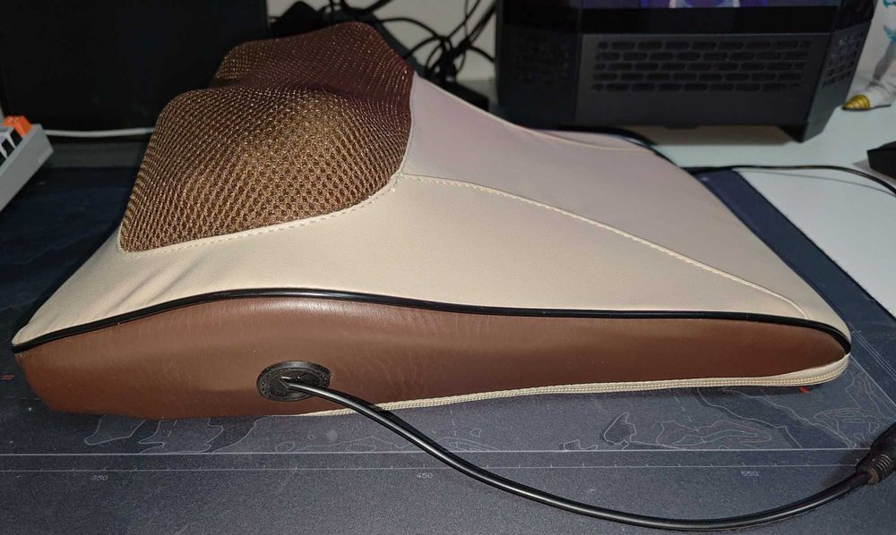 Perna de masaj pentru maini, gat, umeri, spate, cu incalzire, 12V/220V