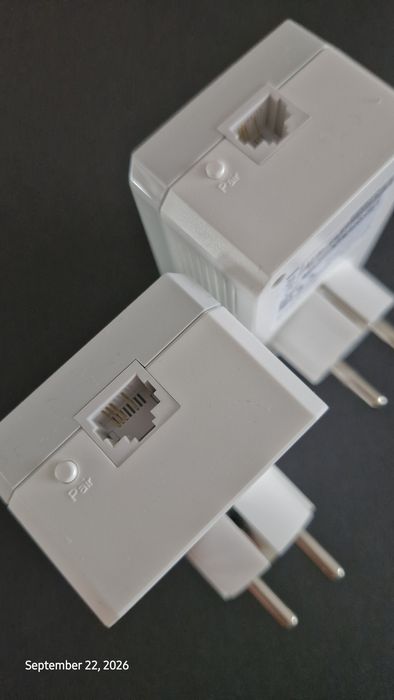 Vând extender semnal WiFi TP-Link AV600