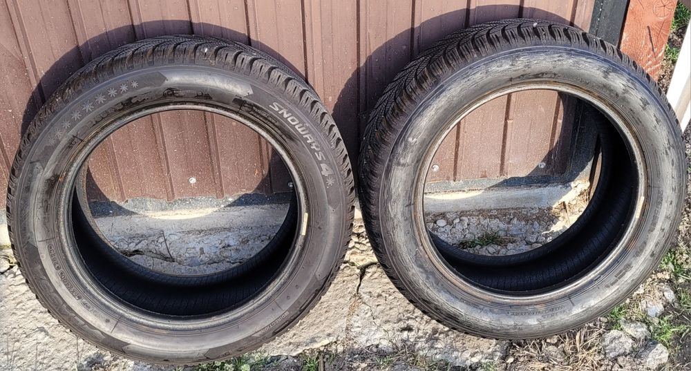 Vand 2  anvelope iarna Lassa 205/55r16