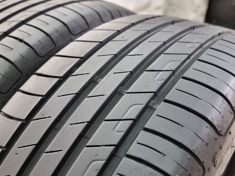 225/55/17 Goodyear 4Броя: 240€ 7мм