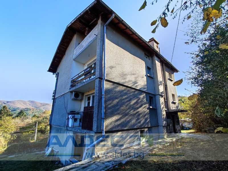 Продава се Къща в с. Кокаляне, Област София-град - 418 кв.м за 1077 €/кв.м - Снимка #3