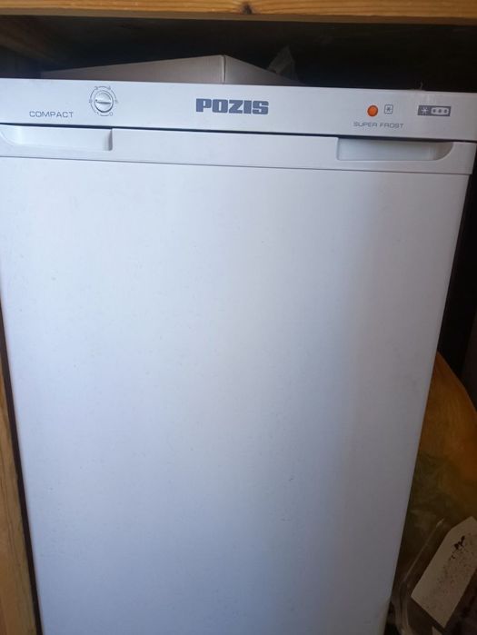 Продам морозильную камеру