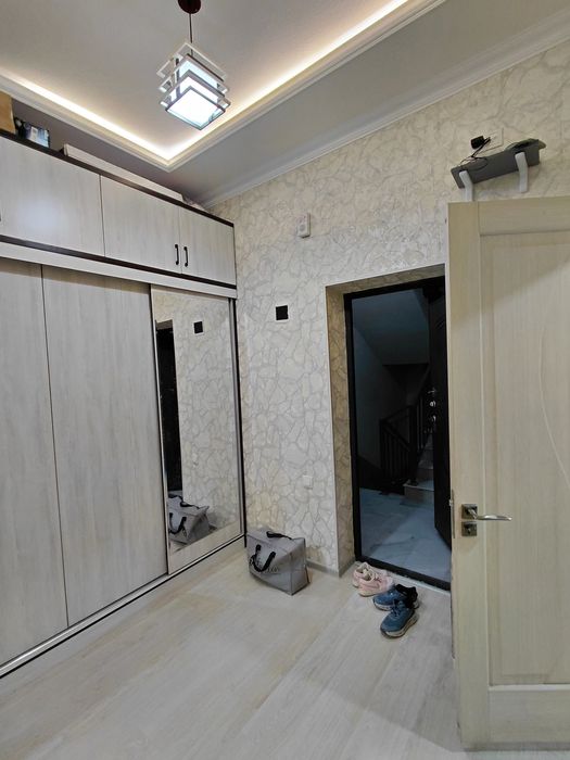 Яшнабадский  / Метро рядом 1-комнатная Аренда