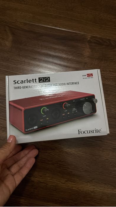 Аудиоинтерфейс Focusrite Scarlett 2i2 4th
