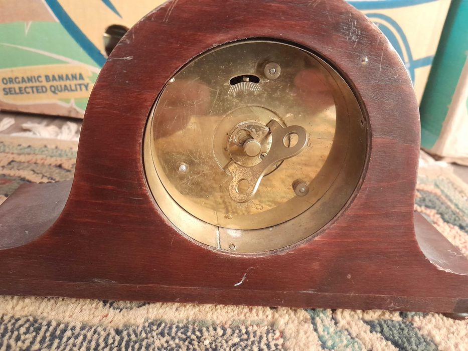 Винтидж настолен часовник Junghans