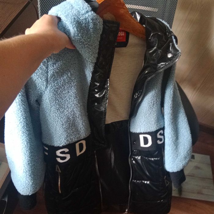 Куртка классная 4-5 лет