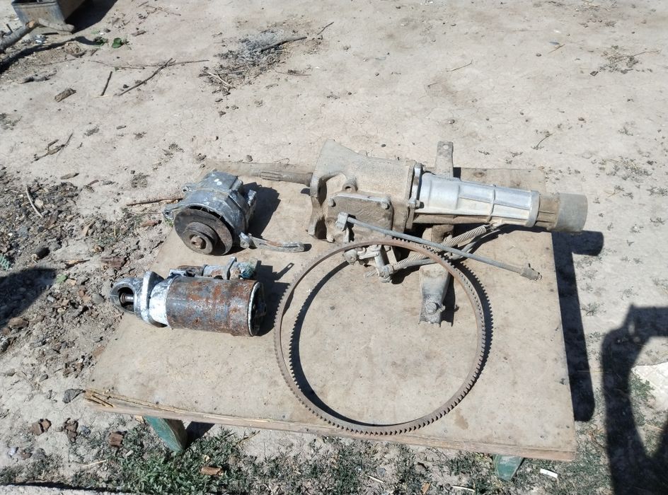 Москвич ИЖ 412 год 1990