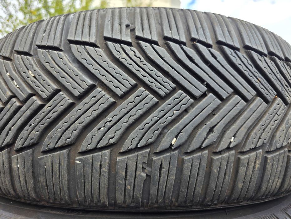 2бр Зимни гуми 215 60 16 - Michelin - DOT 2022