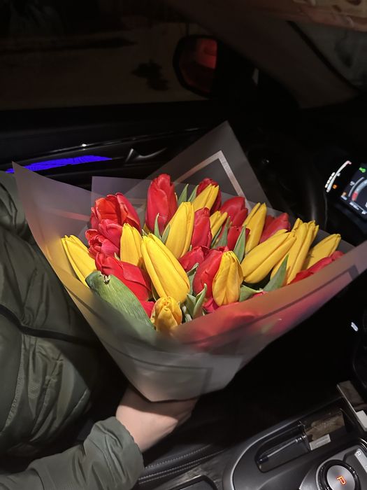 Тюльпаны с доставкой