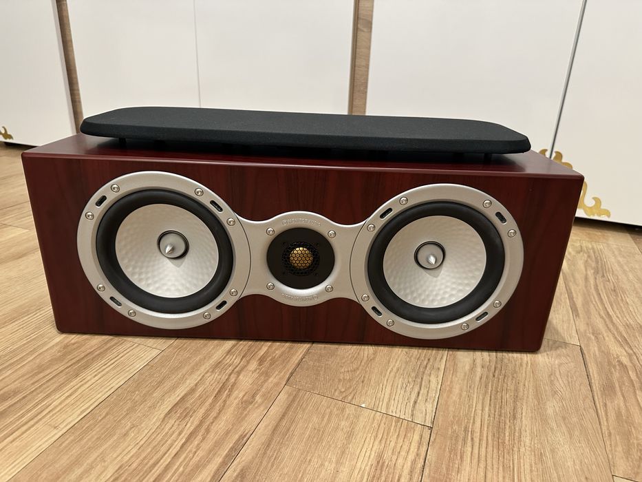 Vand schimb centru Monitor Audio gold signature high end LCR CS