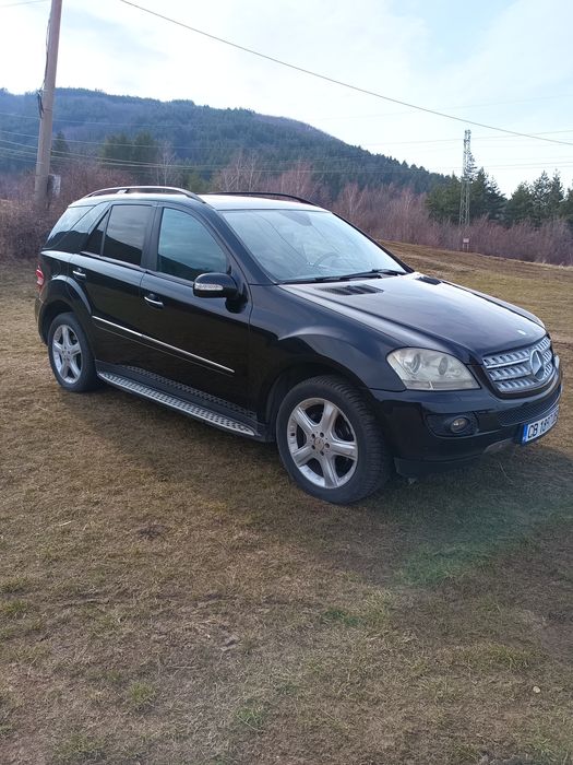 Mercedes ML W164 3.2 CDI 4 Matic цена  5900€