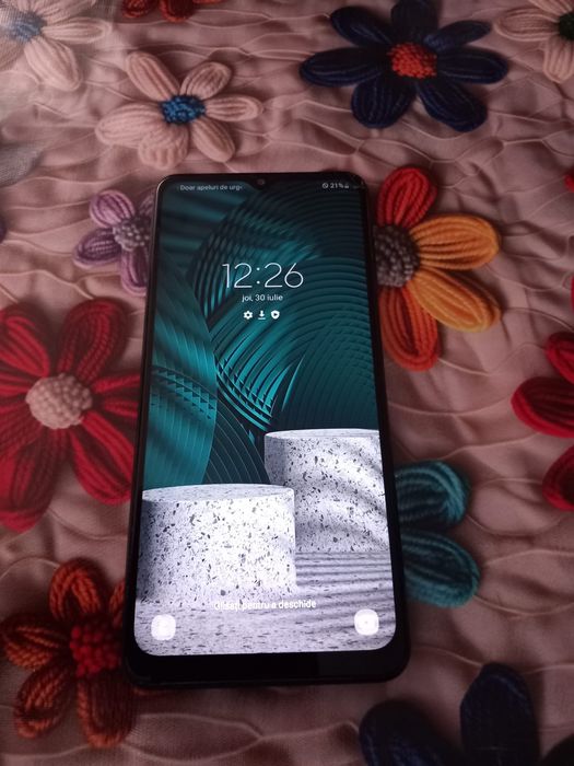 Vând samsung a12