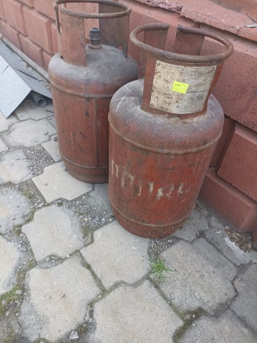 Продам газовые баллоны ,2 шт